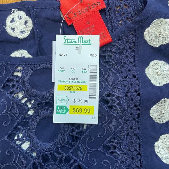 V Cristina NWT Scalloped Navy‎ Embroidered Top Size M - Picture 7 of 9